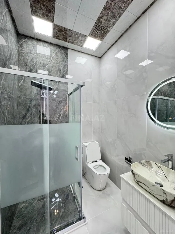 Satılır 4 otaqlı həyət evi 180 m²