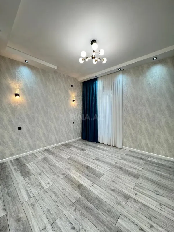 Satılır 4 otaqlı həyət evi 180 m²