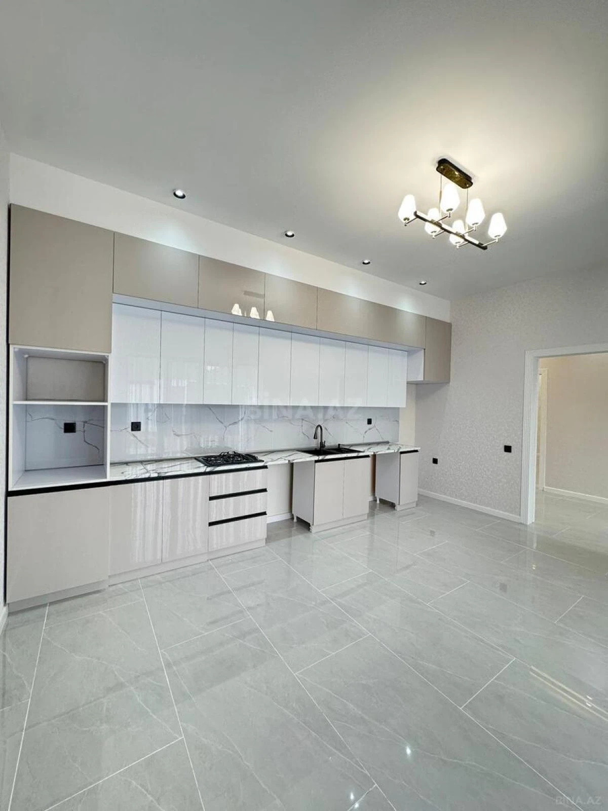 Satılır 4 otaqlı həyət evi 180 m²