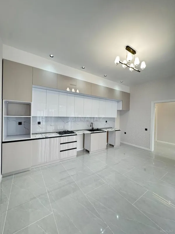 Satılır 4 otaqlı həyət evi 180 m²