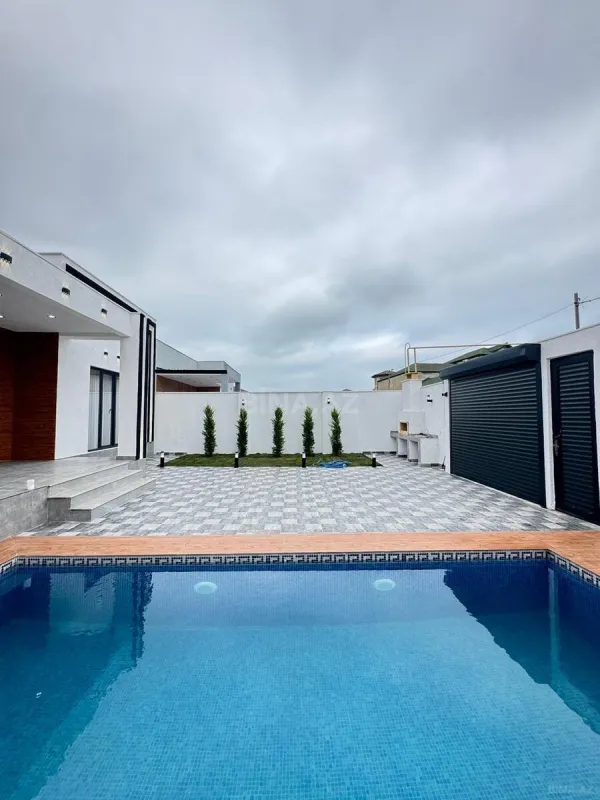 Satılır 4 otaqlı həyət evi 180 m²