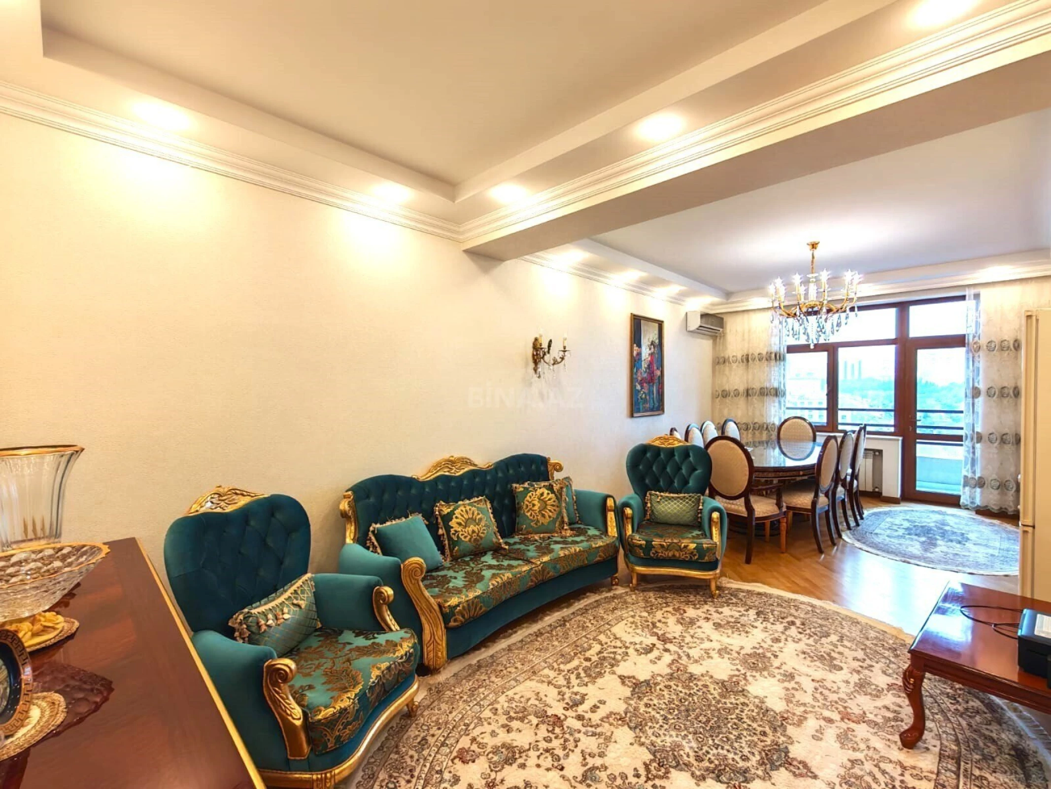Satılır 3 otaqlı mənzil 106 m²