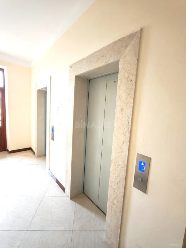 Satılır 3 otaqlı mənzil 106 m²