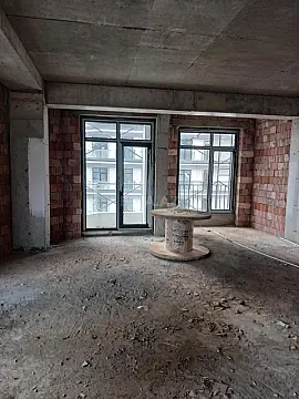 Satılır 3 otaqlı mənzil 106 m²