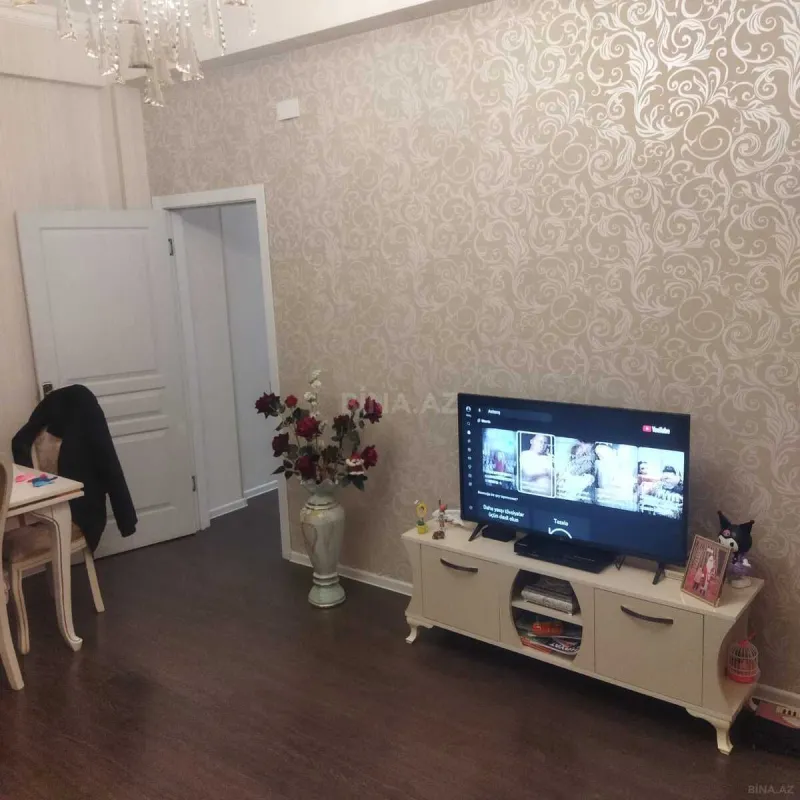 Satılır 2 otaqlı mənzil 70 m²