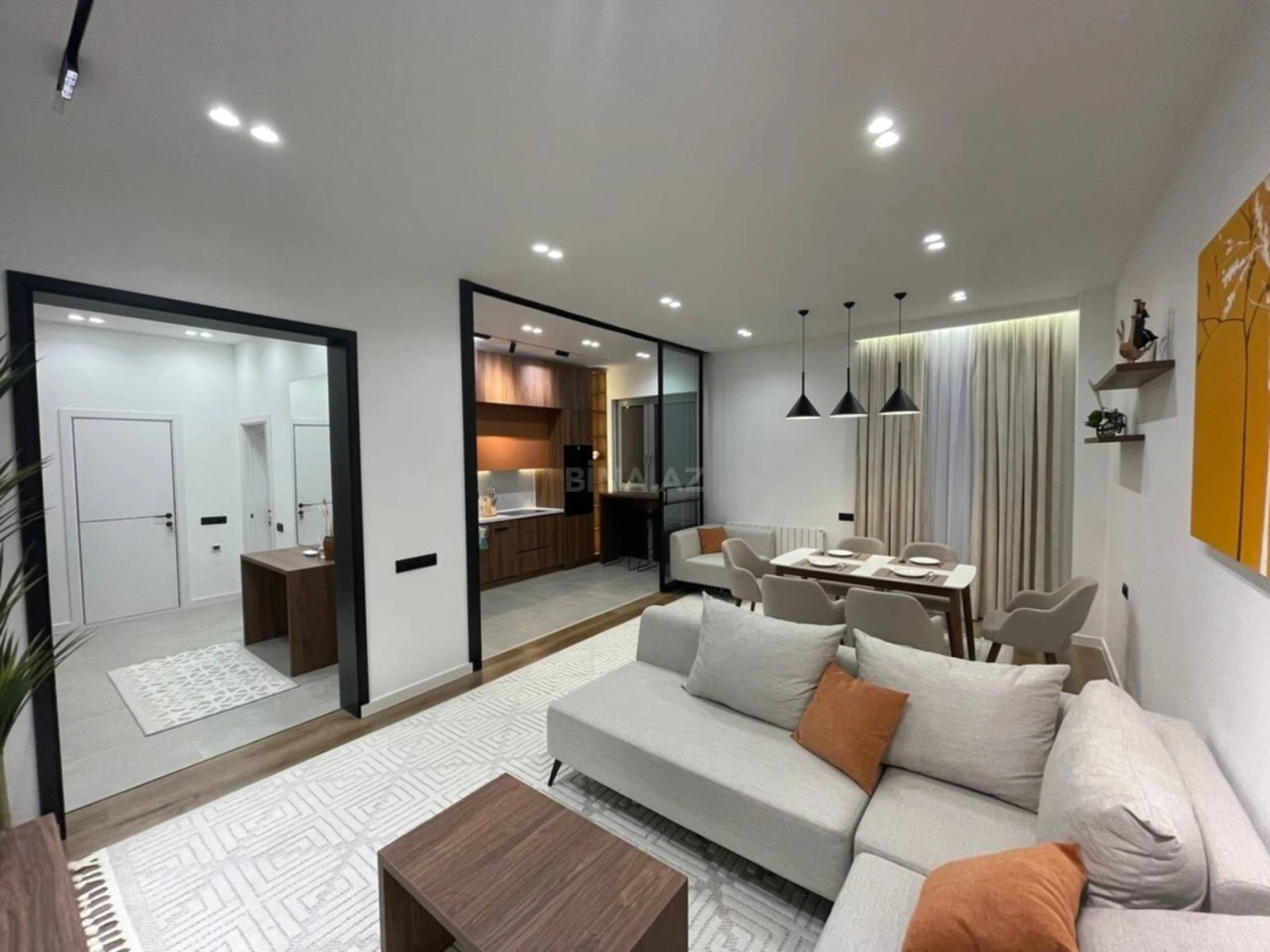 Kirayə verilir 2 otaqlı mənzil 78 m²