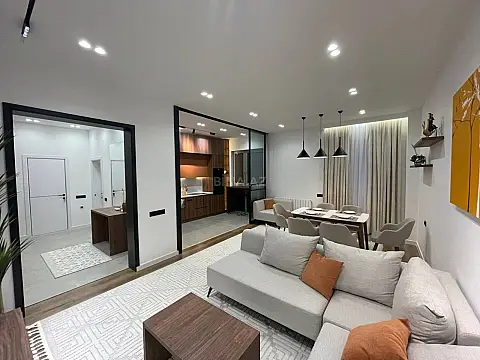 Kirayə verilir 2 otaqlı mənzil 78 m² — Bakı 2 otaq 78.00 m²