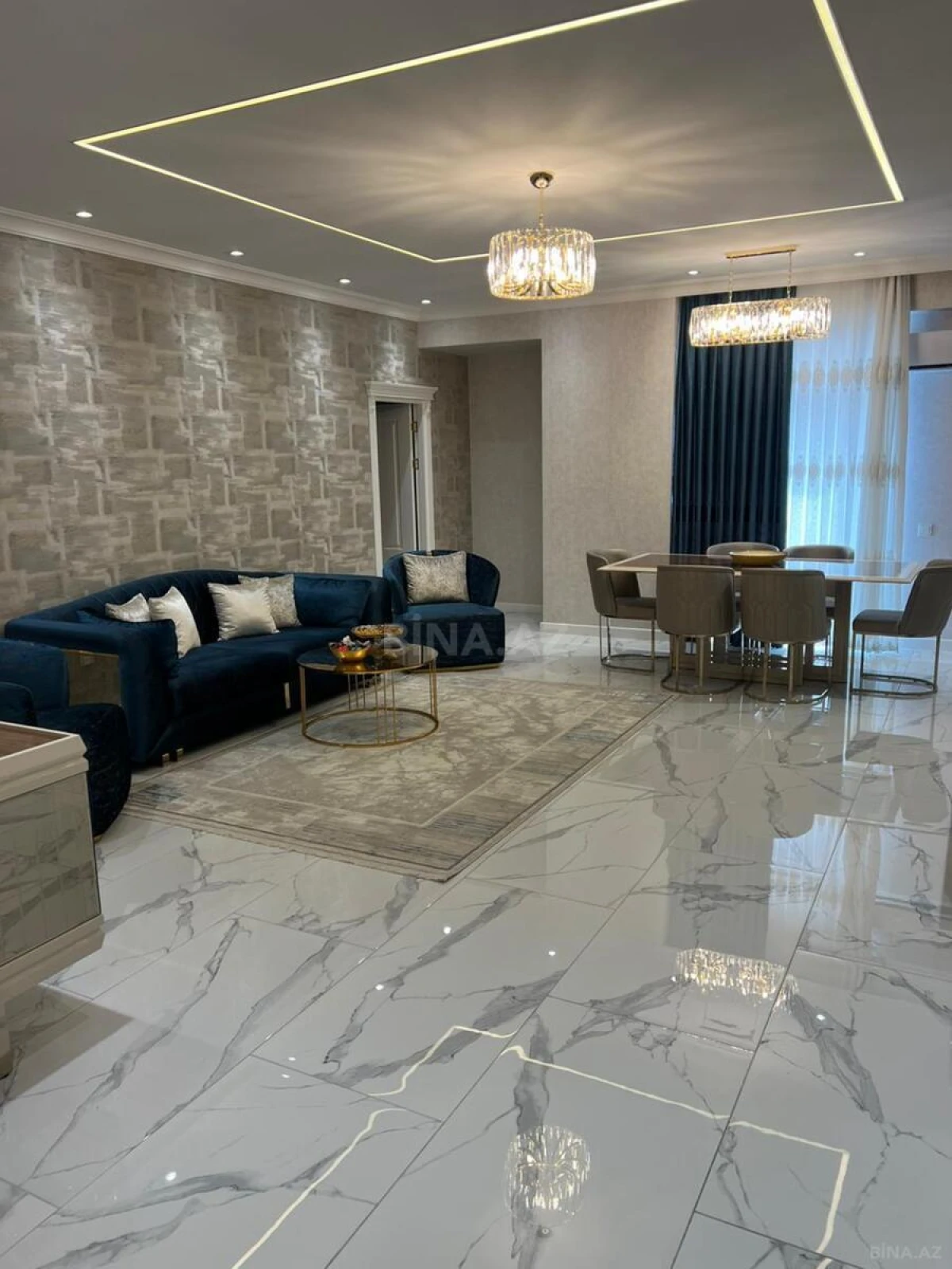 Satılır 3 otaqlı mənzil 148 m²