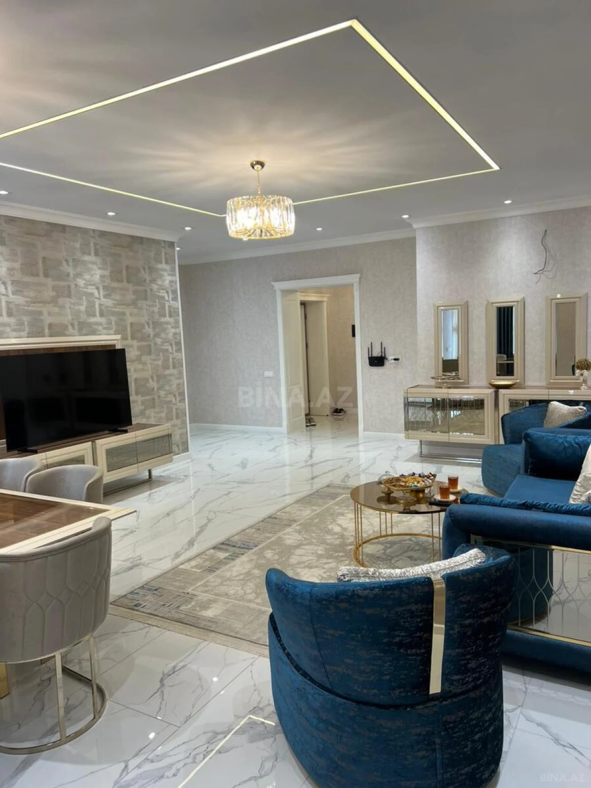 Satılır 3 otaqlı mənzil 148 m²