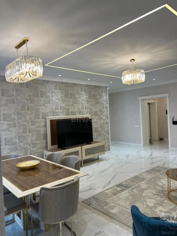 Satılır 3 otaqlı mənzil 148 m²