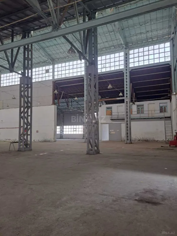 Kirayə verilir obyekt 1800 m²