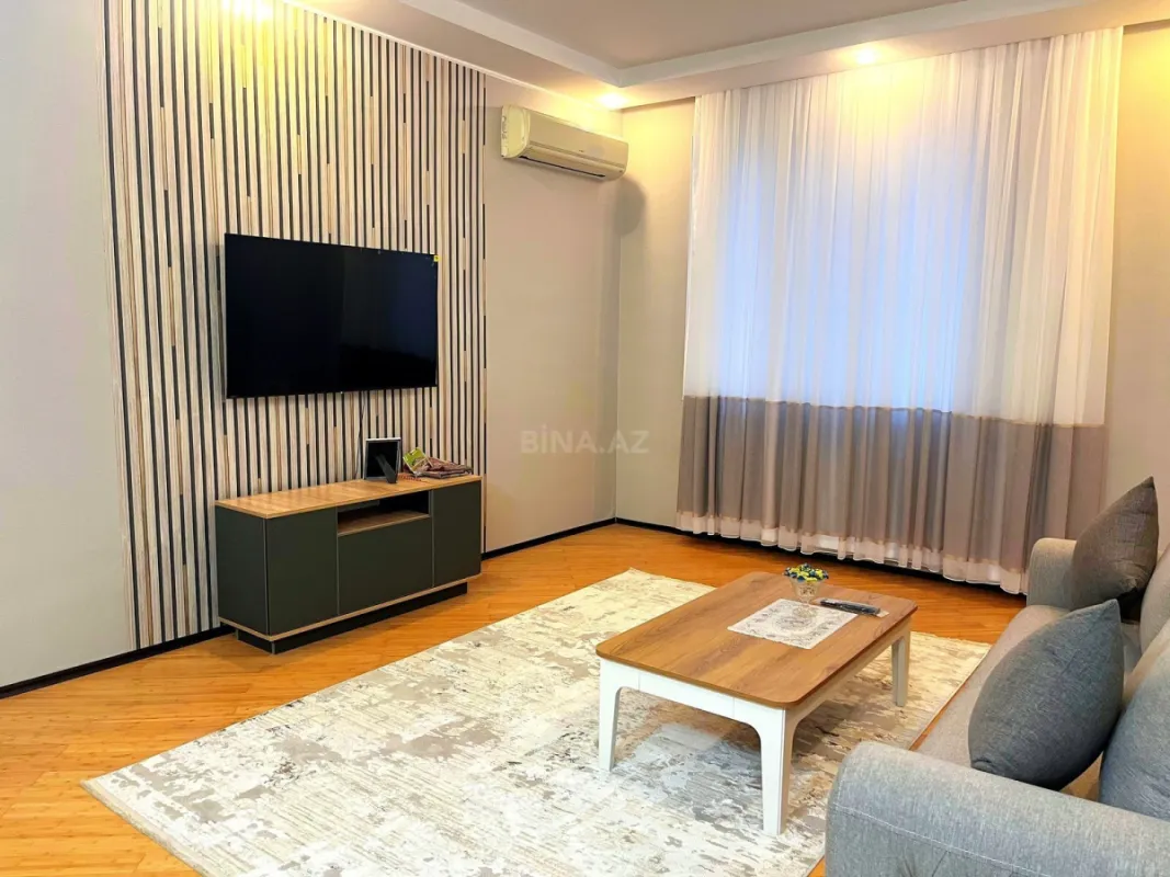 Satılır 2 otaqlı mənzil 67.5 m²