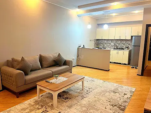 Satılır 2 otaqlı mənzil 67.5 m²