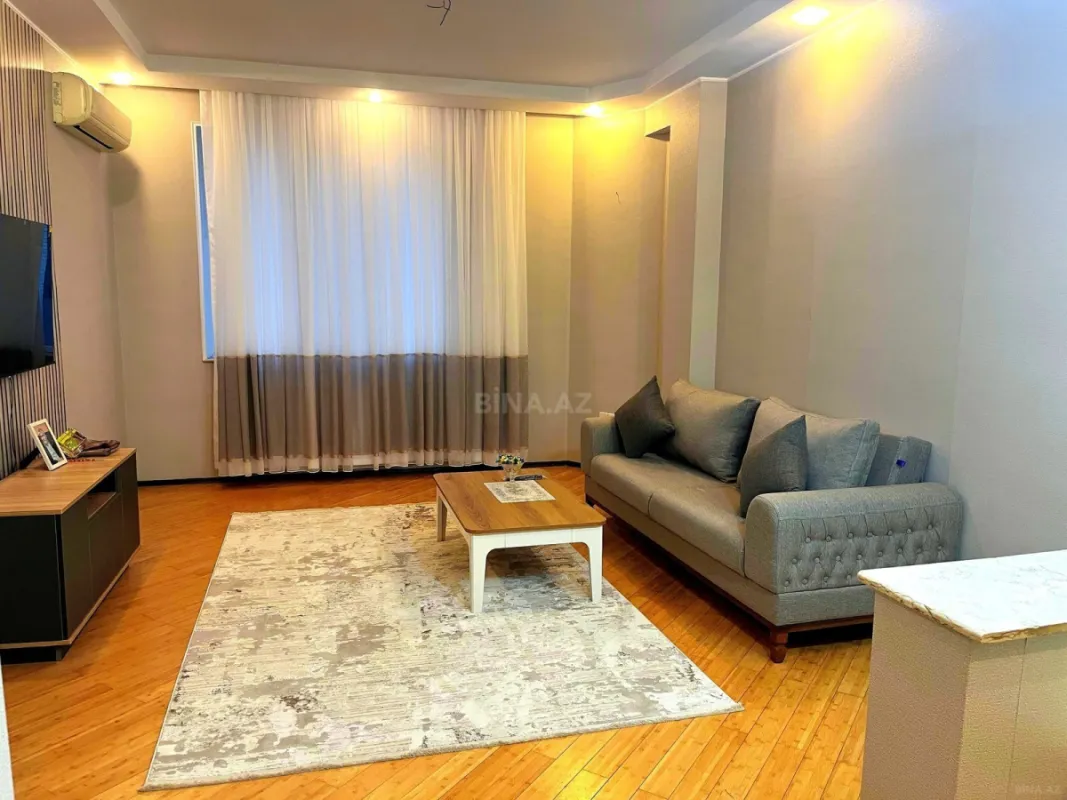 Satılır 2 otaqlı mənzil 67.5 m²