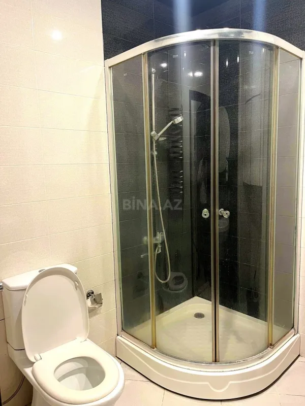 Satılır 2 otaqlı mənzil 67.5 m²