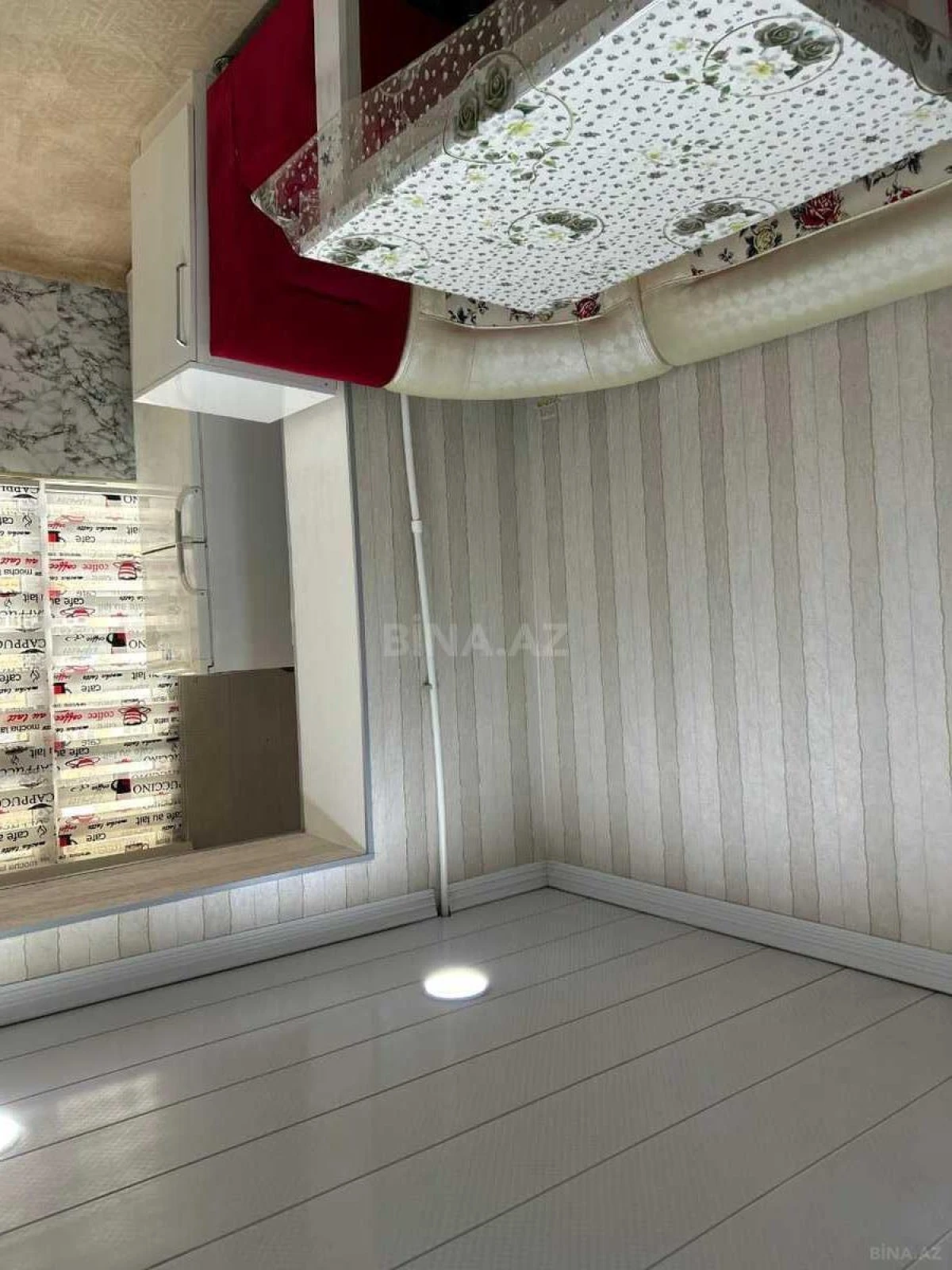 Satılır 3 otaqlı mənzil 63 m²