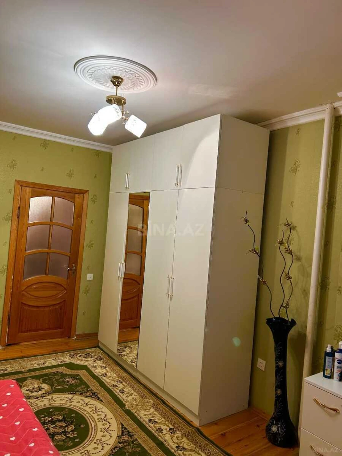 Satılır 3 otaqlı mənzil 63 m²