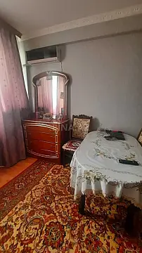 Satılır 2 otaqlı mənzil 45 m²