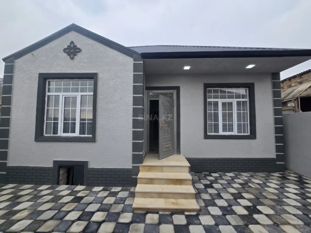 Satılır 3 otaqlı həyət evi 100 m²