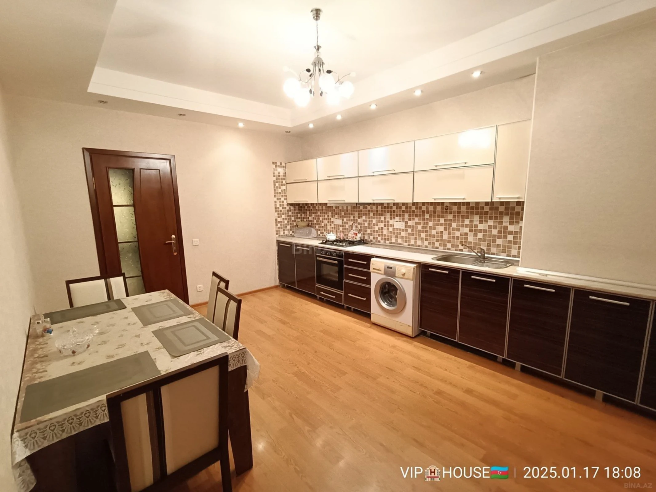 Kirayə verilir 3 otaqlı mənzil 130 m²