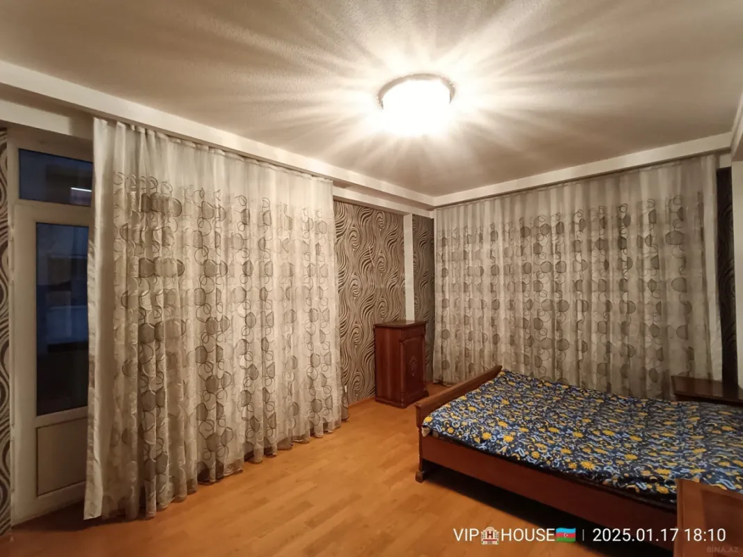 Kirayə verilir 3 otaqlı mənzil 130 m²