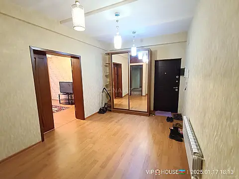 Kirayə verilir 3 otaqlı mənzil 130 m²