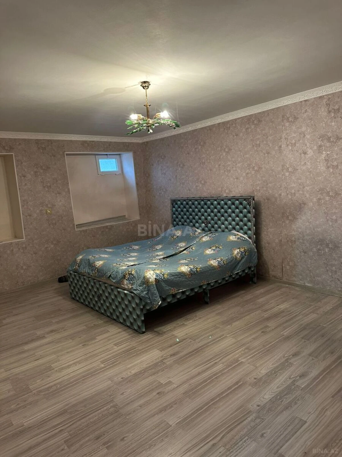 Satılır 5 otaqlı həyət evi 160 m²