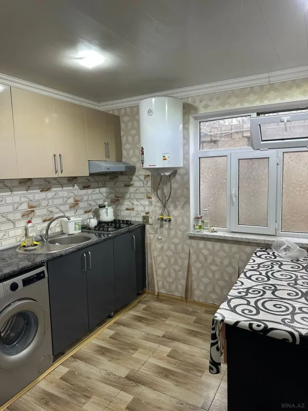 Satılır 5 otaqlı həyət evi 160 m²