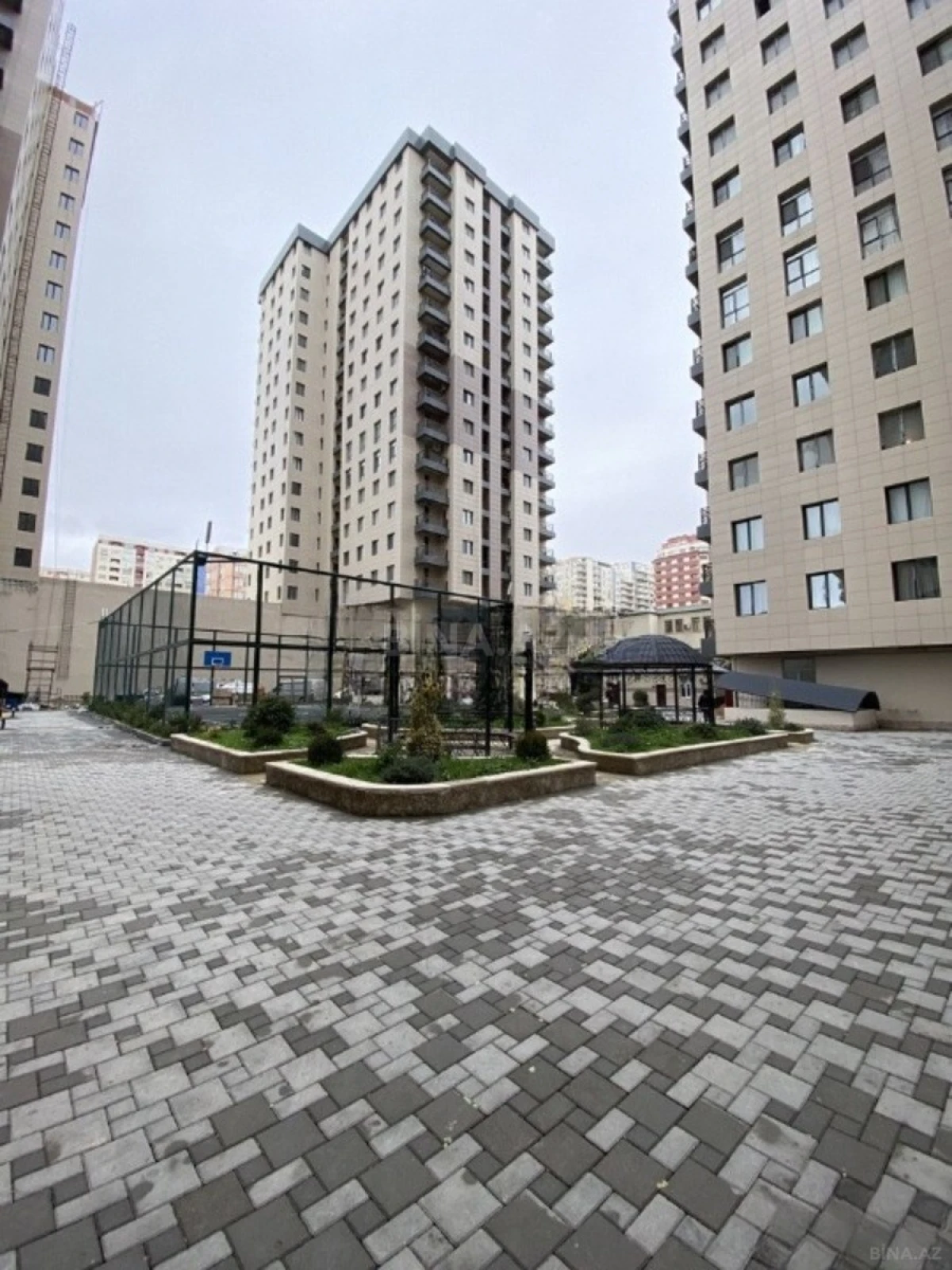 Satılır 3 otaqlı mənzil 100 m²