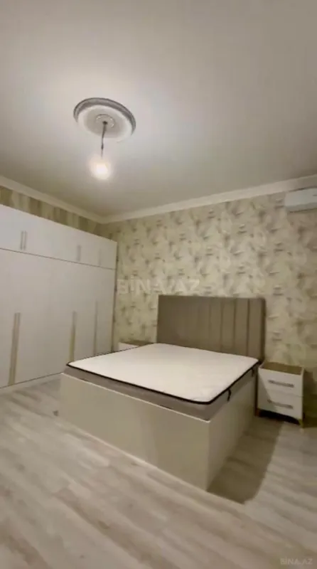 Satılır 4 otaqlı həyət evi 180 m²