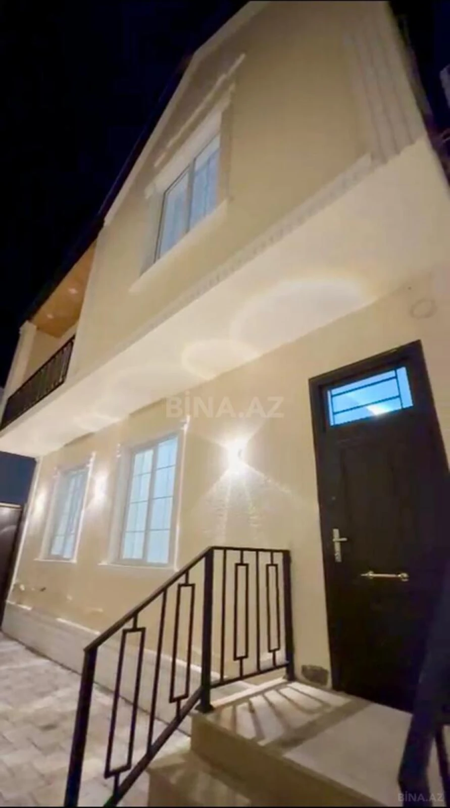 Satılır 4 otaqlı həyət evi 180 m²