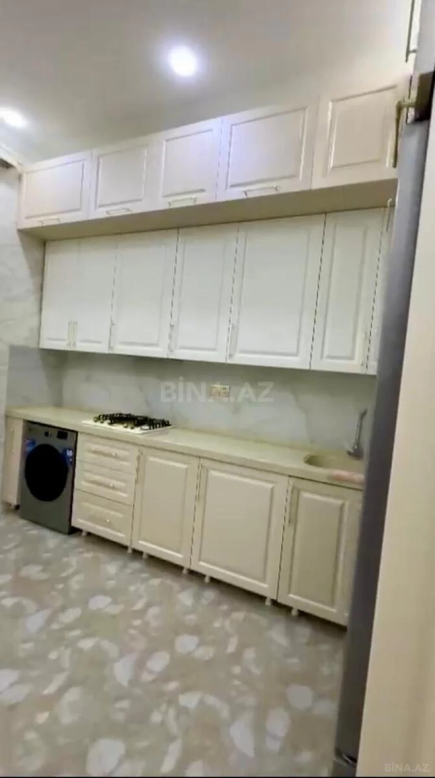 Satılır 4 otaqlı həyət evi 180 m²