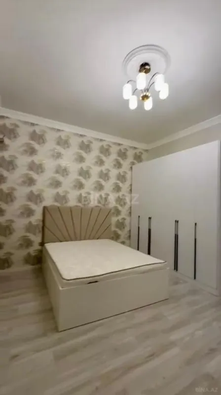 Satılır 4 otaqlı həyət evi 180 m²