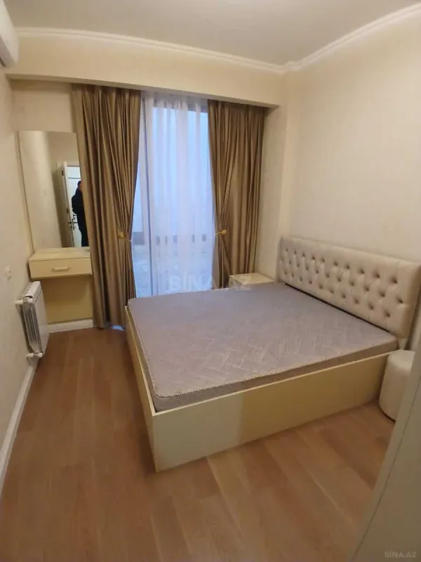 Kirayə verilir 2 otaqlı mənzil 70 m²