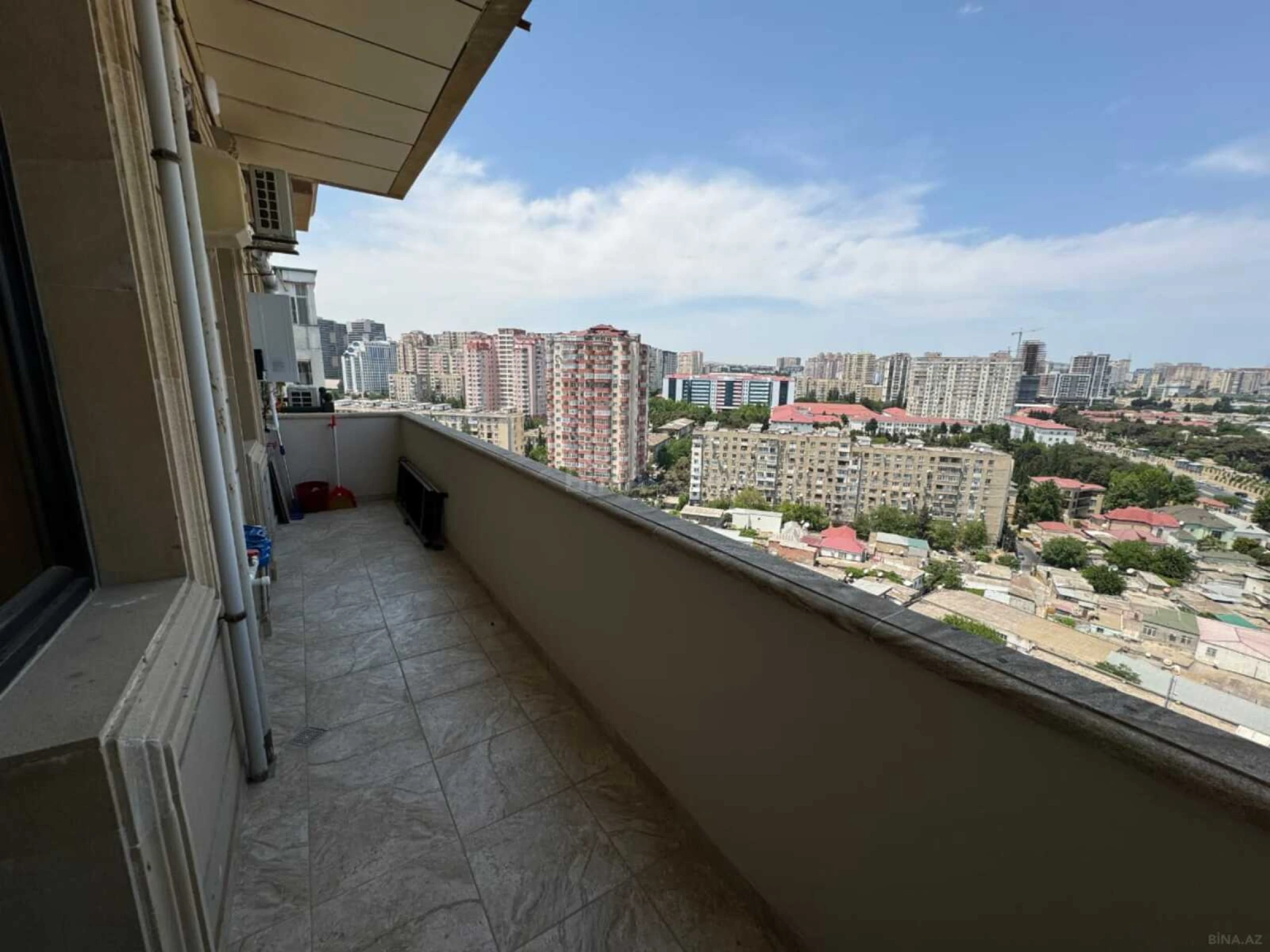 Kirayə verilir 3 otaqlı mənzil 87 m²