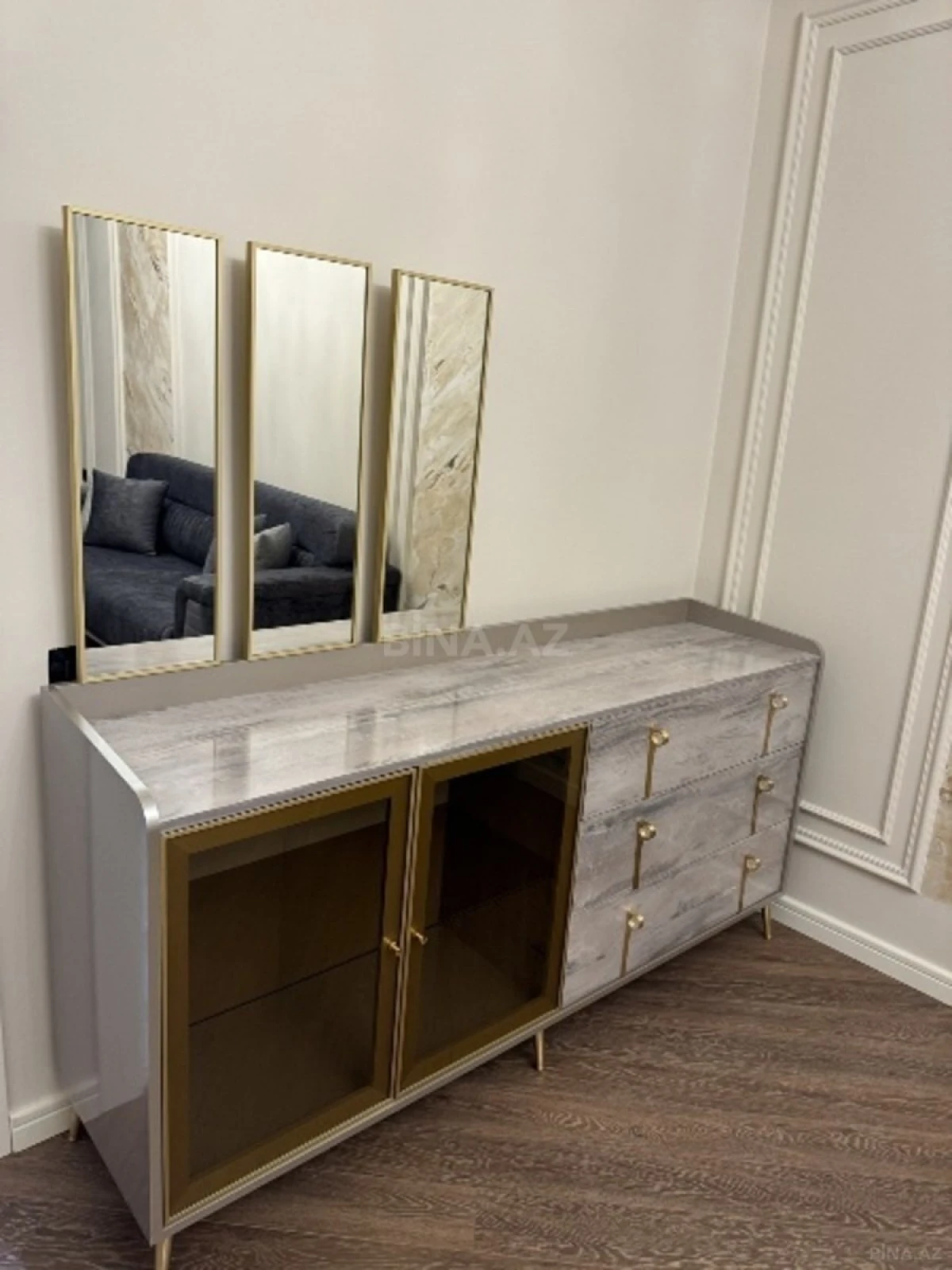 Kirayə verilir 2 otaqlı mənzil 70 m²