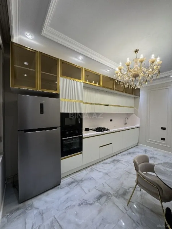 Kirayə verilir 2 otaqlı mənzil 70 m²