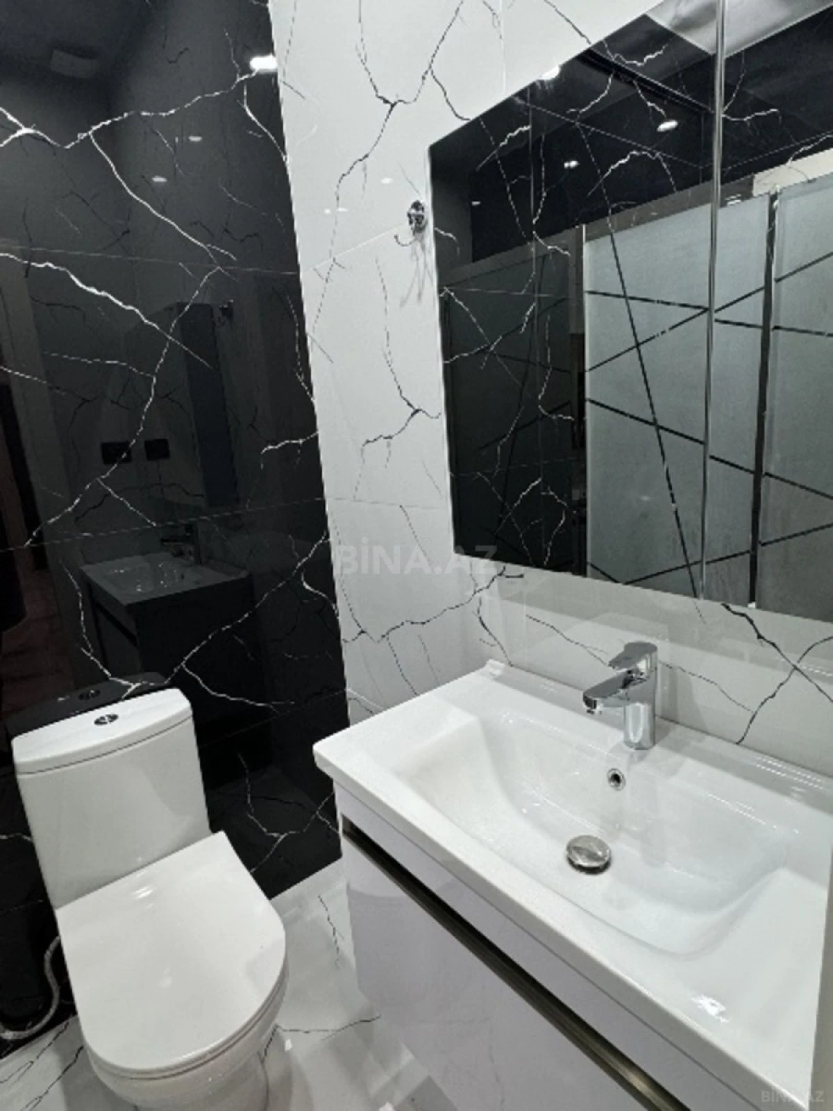 Kirayə verilir 2 otaqlı mənzil 70 m²