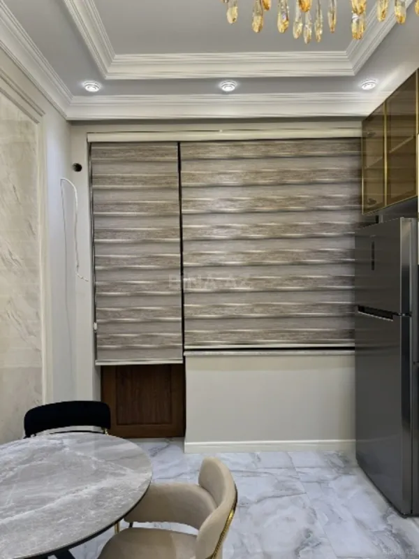 Kirayə verilir 2 otaqlı mənzil 70 m²