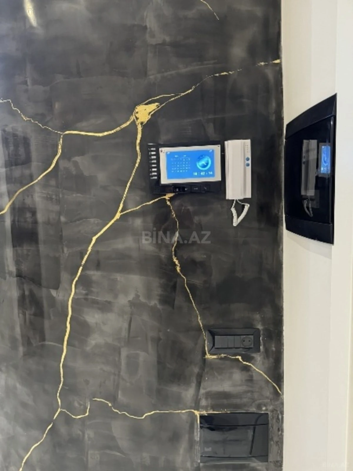 Kirayə verilir 2 otaqlı mənzil 70 m²