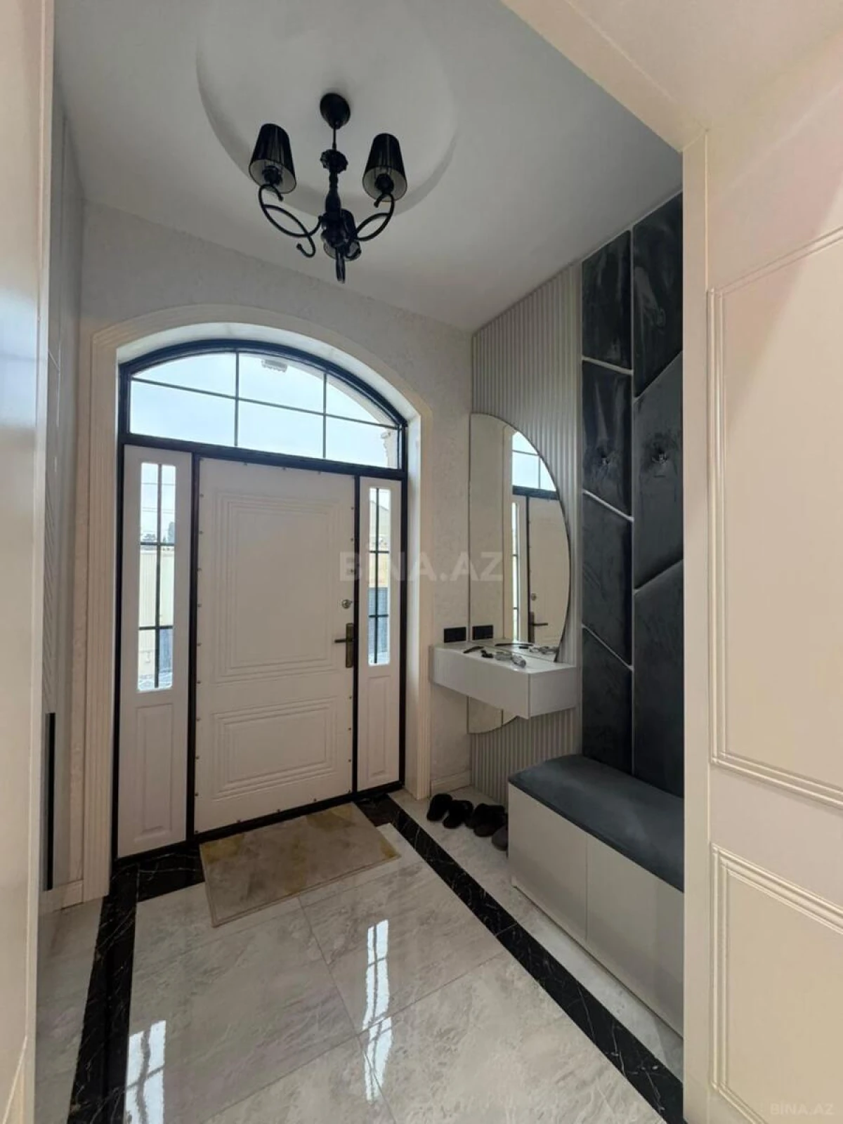 Satılır 4 otaqlı həyət evi 165 m²