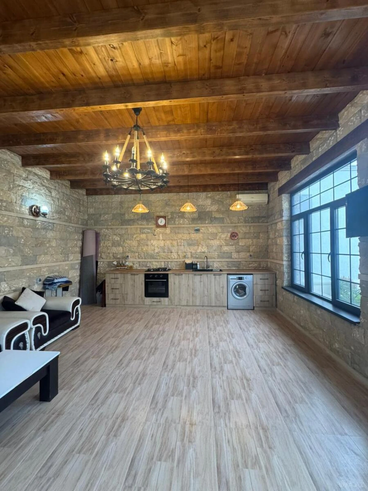 Satılır 4 otaqlı həyət evi 165 m²