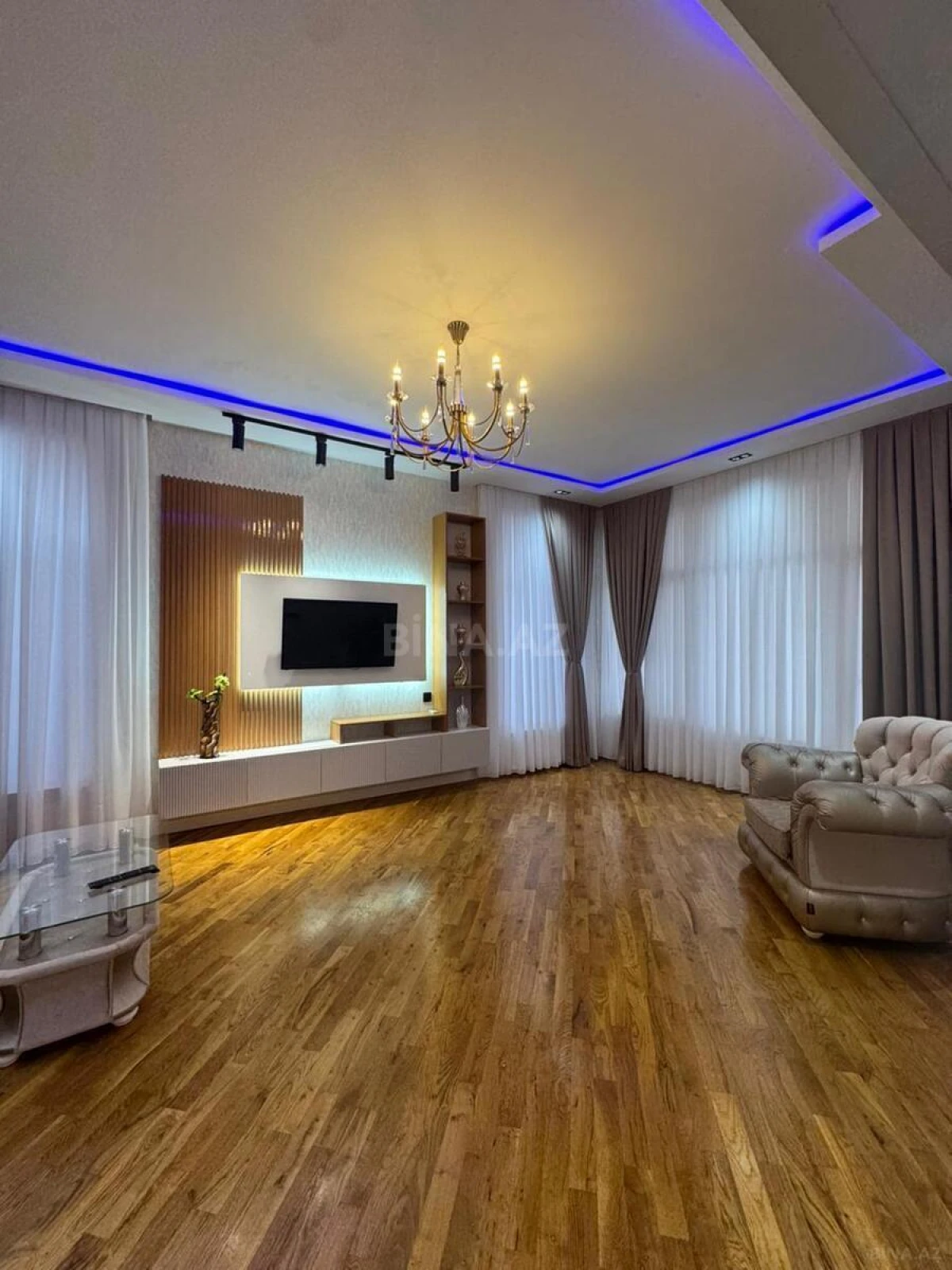 Satılır 4 otaqlı həyət evi 165 m²