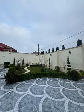 Satılır 4 otaqlı həyət evi 165 m²