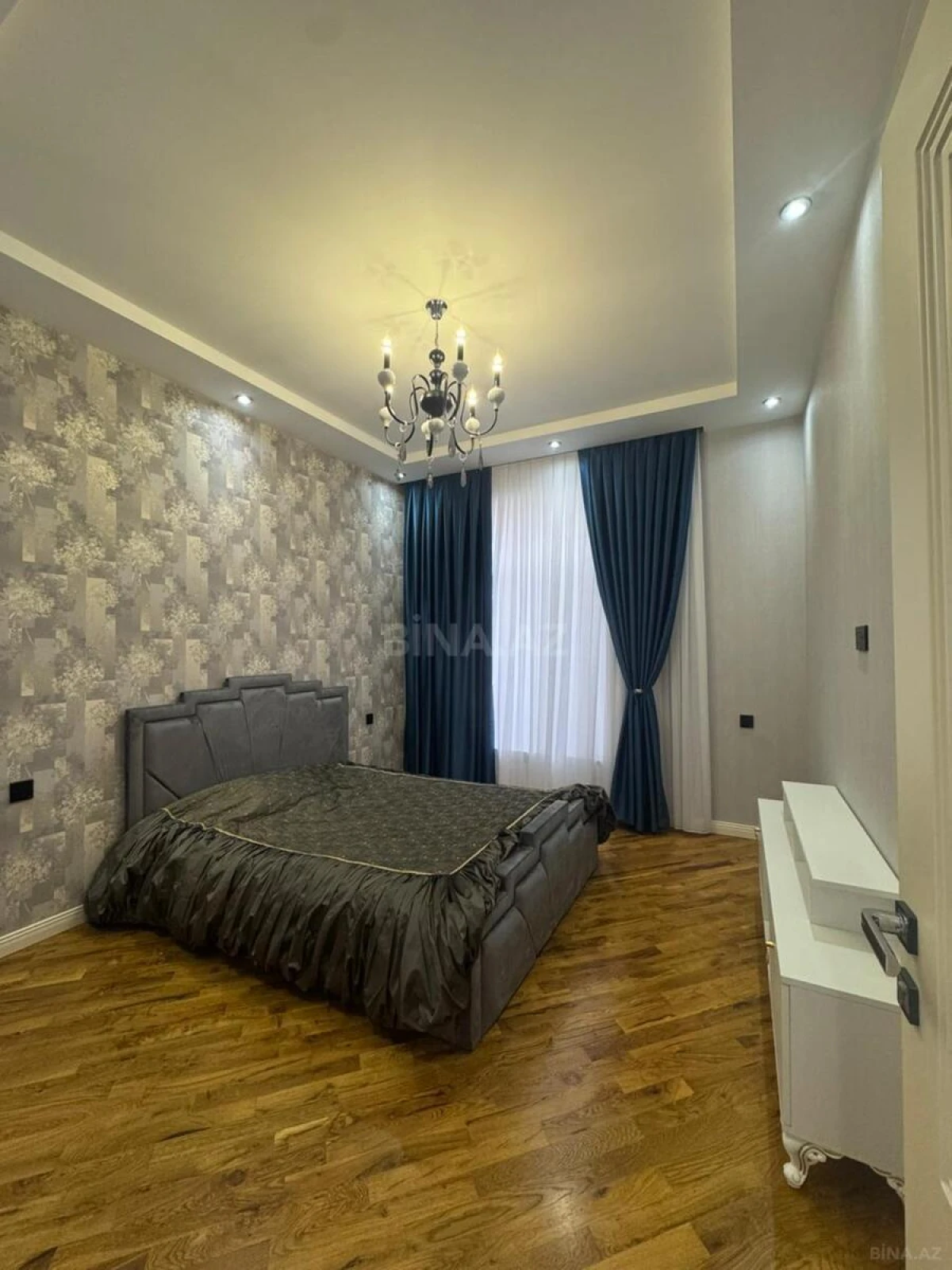 Satılır 4 otaqlı həyət evi 165 m²