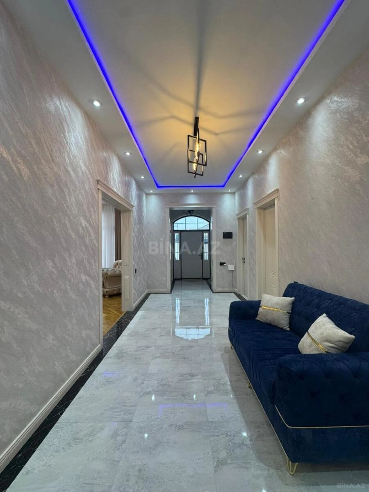 Satılır 4 otaqlı həyət evi 165 m²