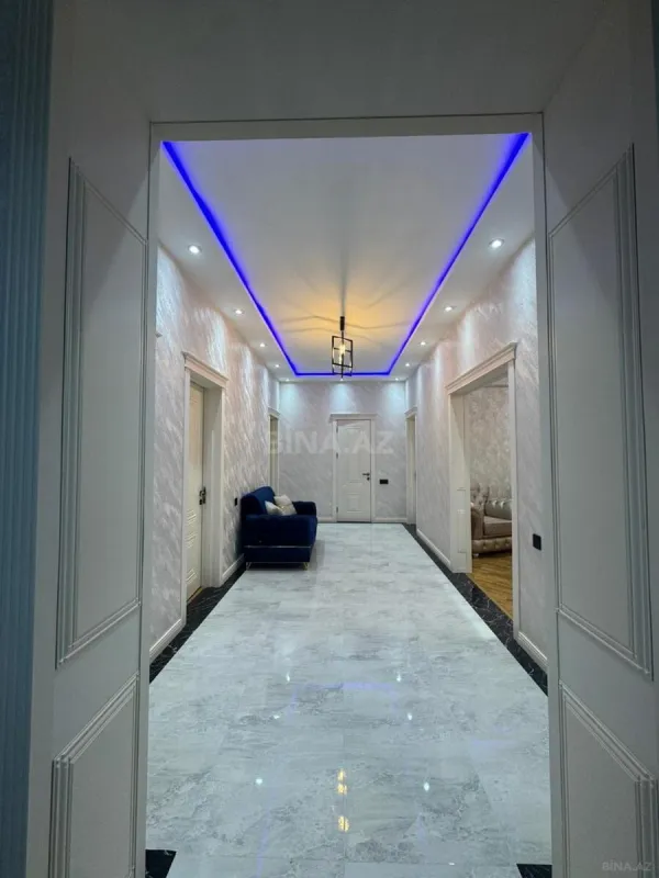 Satılır 4 otaqlı həyət evi 165 m²