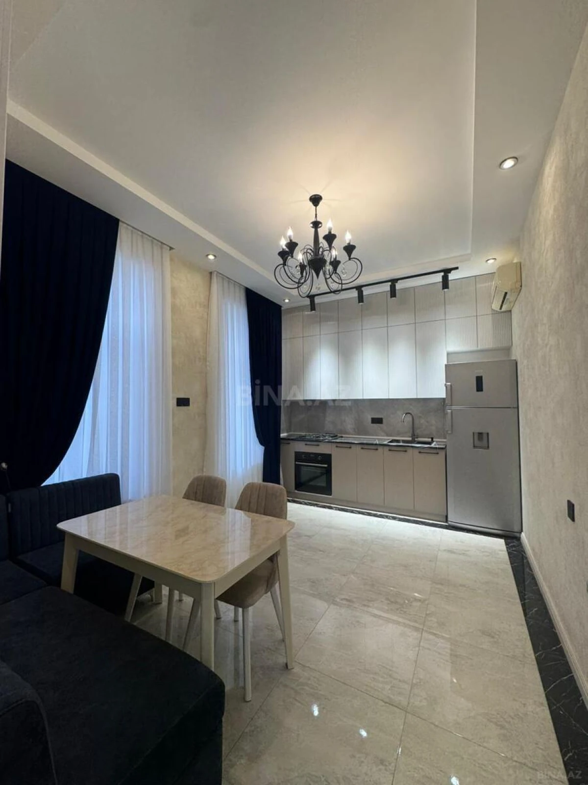 Satılır 4 otaqlı həyət evi 165 m²