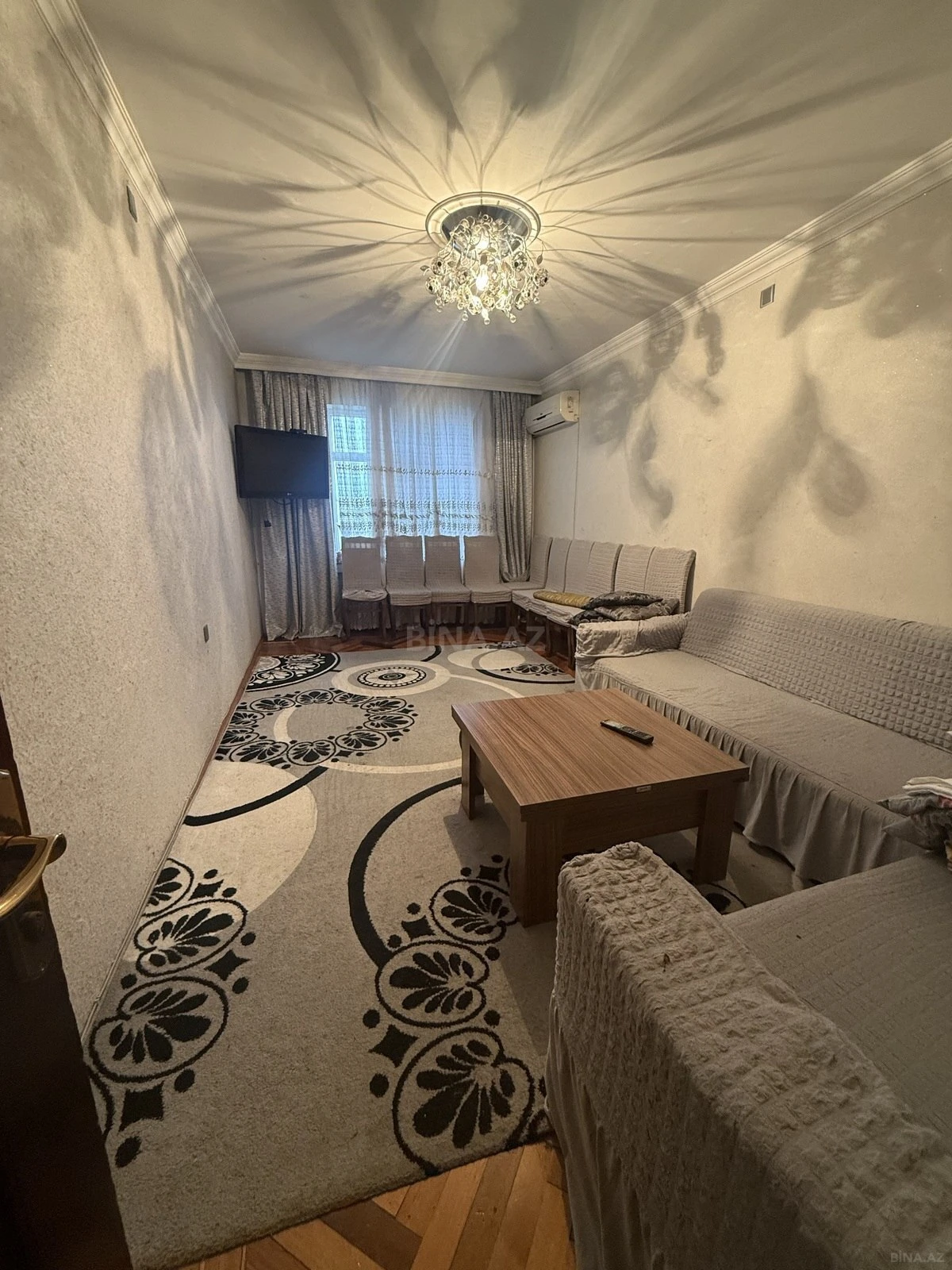 Satılır 5 otaqlı mənzil 110 m²