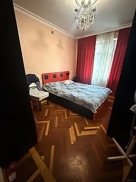 Satılır 5 otaqlı mənzil 110 m²